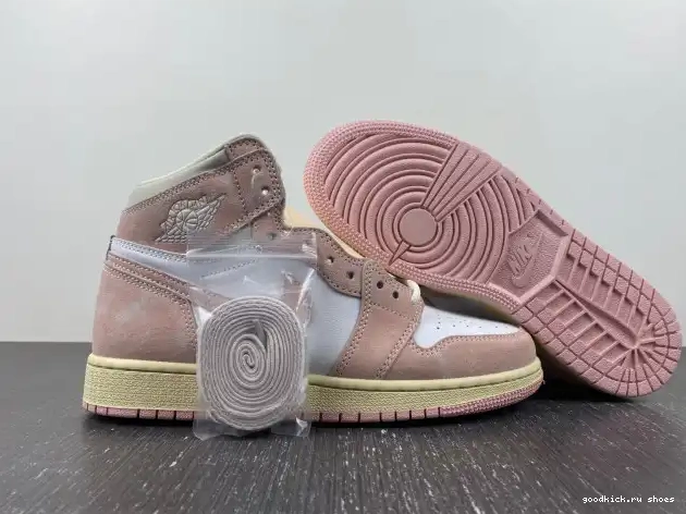Washed Pink (Women's) FD2596-600 Retro 1 OG High Air Jordan 0418